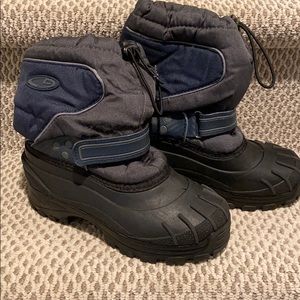 Boys winter boots